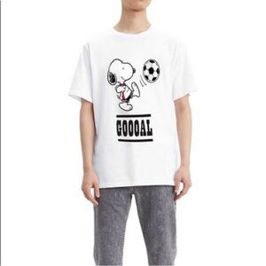 Levi’s x Peanuts Goooal T-Shirt Snoopy Charlie Brown Soccer Size L